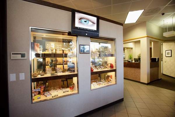 welcome to the Woodbridge Optometry office